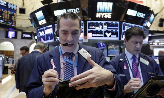 Oil Price Jumps, Stock Indexes at Record High