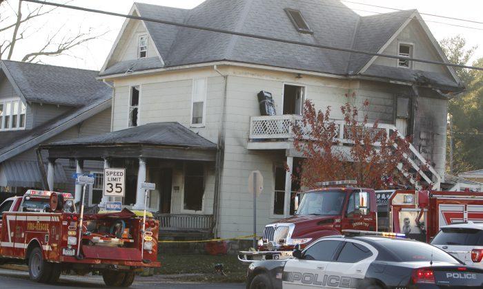 Authorities: 4 Children Dead, Mom Hurt in Indiana House Fire