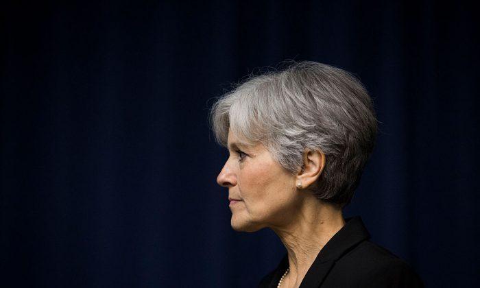 Jill Stein Submits Recount Petition to Wisconsin