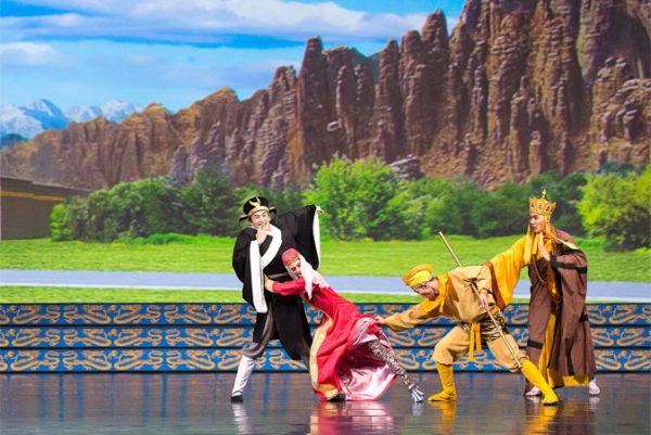 (L–R) Pigsy, a demon disguised as a beautiful woman, the Monkey King, and monk Xuan Zang, as Shen Yun envisions the characters from the literary classic, “Journey to the West.” (Courtesy Shen Yun Performing Arts)
