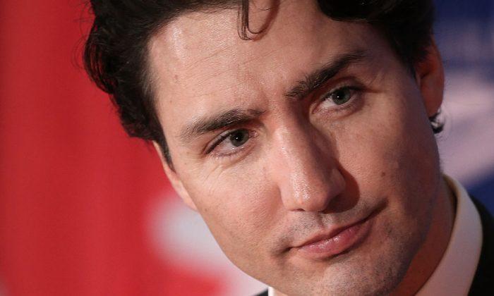 Canadian PM Trudeau Won’t Attend Castro’s Funeral