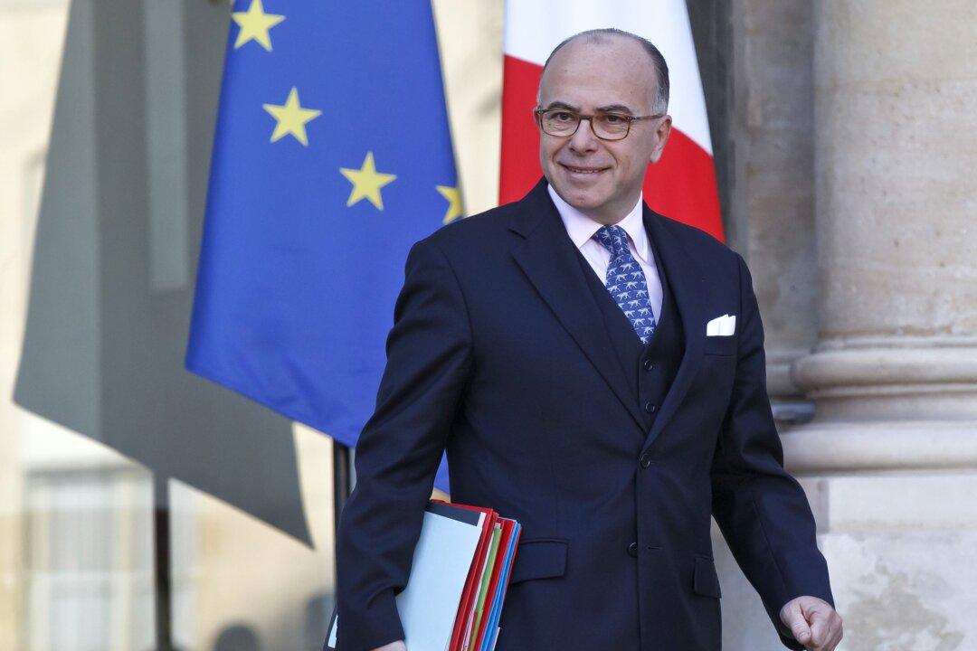 Cazeneuve Is France’s New Prime Minister as Valls Steps Down