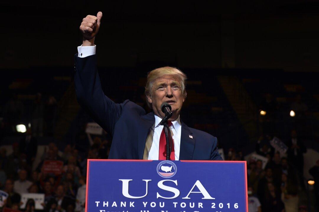 Poll Shows Public Opinion of Donald Trump Improving