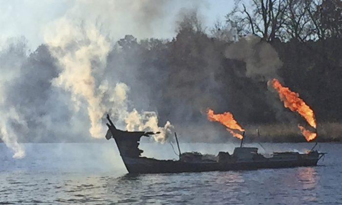 Virginia Marina Fire Destroys at Least a Dozen Boats