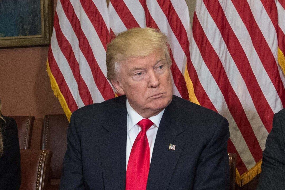 Trump Team: He Gets Formal Intel Briefings 3 Times a Week