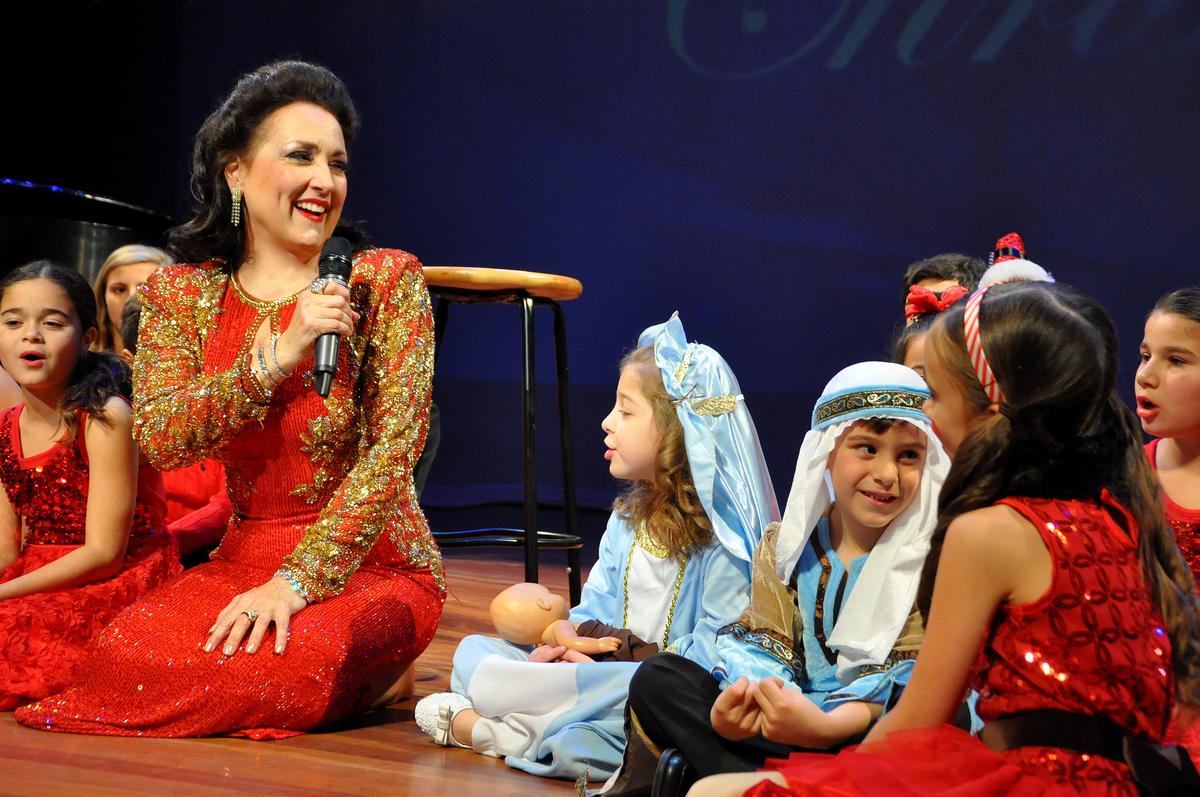 Cristina Fontanelli’s 13th Annual ‘Christmas in Italy’