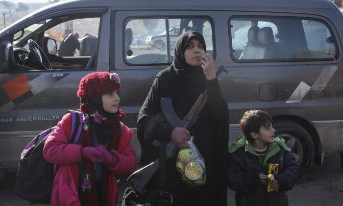 Last Group to Be Evacuated From Syria’s Aleppo Within Hours