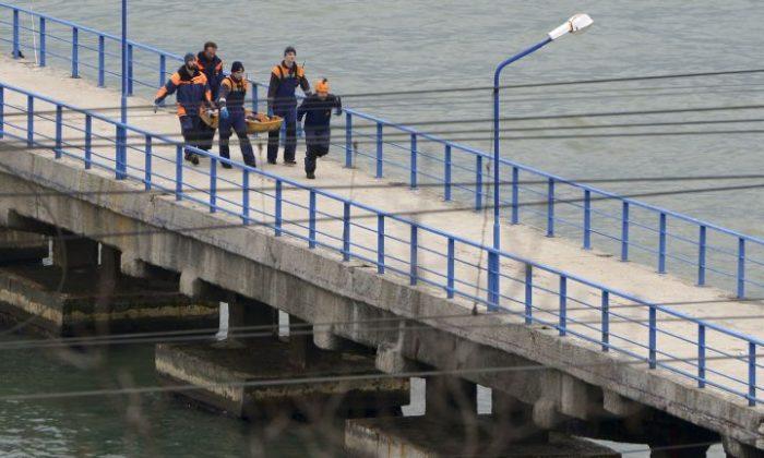 Russian Plane Carrying 92 Crashes in Black Sea; 10 Dead Seen