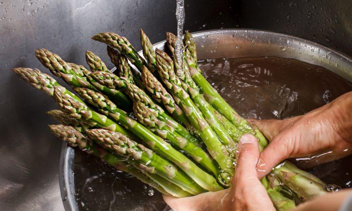 Ring In The New Year With a Healthy Dose of Asparagus