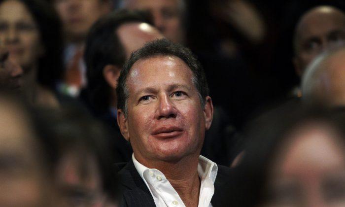 Garry Shandling Died From Blood Clot in Heart, Coroner Says