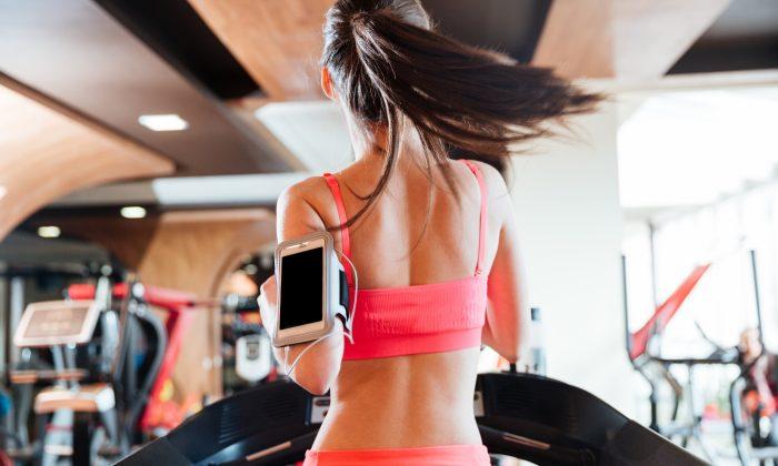 A Holiday Treadmill Workout From Our Trainer of the Month