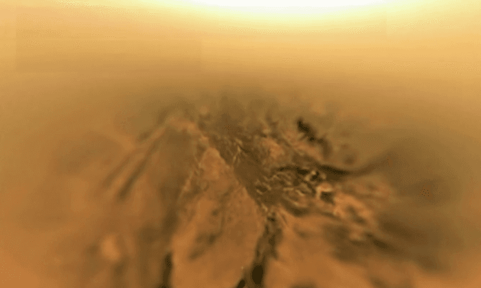 Here’s What Surface of Titan Looks Like (Video)