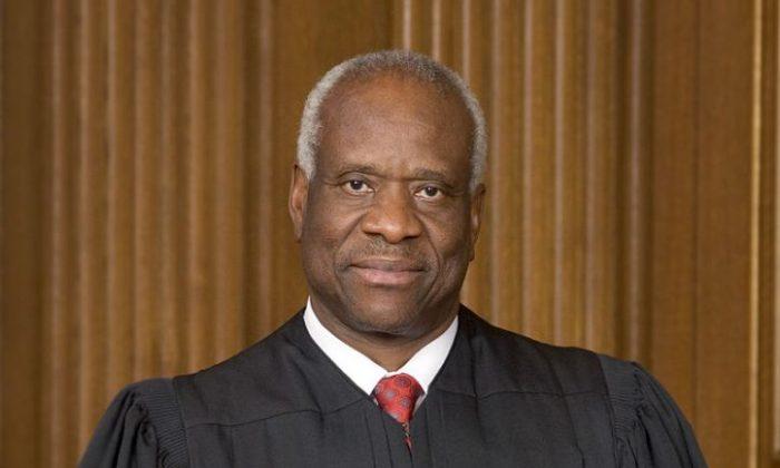 Clarence Thomas to Administer Oath of Office to Mike Pence