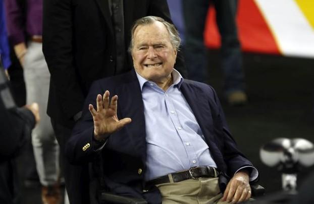 41St President Bush Battles Pneumonia, Wife Has Bronchitis - Letter Goes Viral