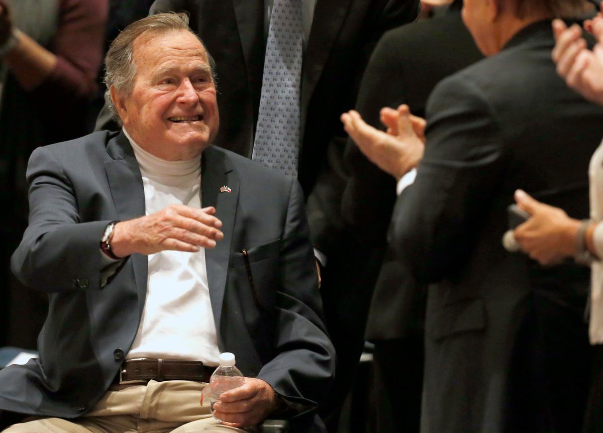 Bush Recovering From Pneumonia, Could See Weekend Release