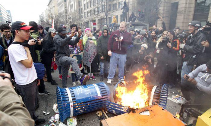 Inauguration Day Protests: Additional 146 Indicted on Rioting Charges