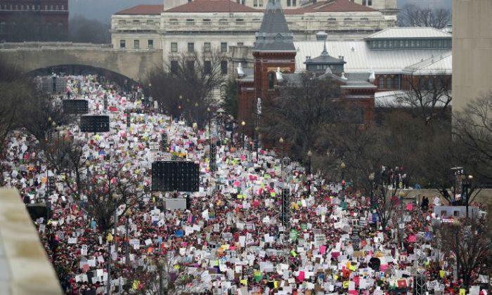 Over 1 Million Join Anti-Trump Women’s Marches Worldwide