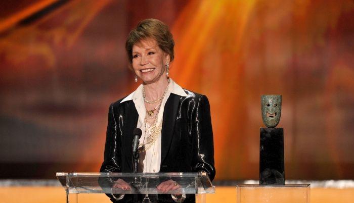Mary Tyler Moore Hospitalized in ‘Grave’ Condition: Report