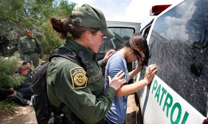 Border Patrol Picks Up Fewer People Sneaking Across Southwest Border