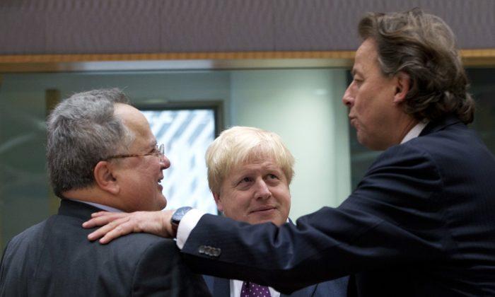 EU Envoys Back Keeping Sanctions Against Russia Over Ukraine