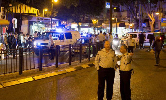 Palestinian Gunman Wounds 6 Israelis in Attack Near Market