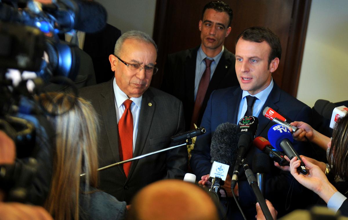 French Candidate Macron Claims Russian Cyberattacks, ‘Fake News’ Targeting His Campaign