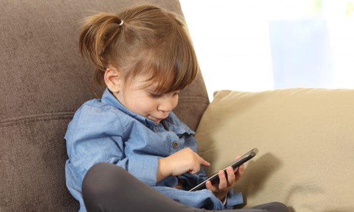 The Risks of Cellphone Radiation for Children—and How to Protect Them