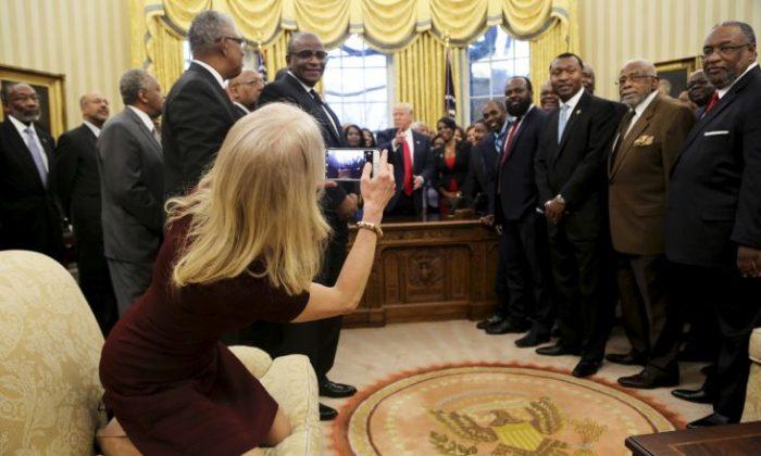 Kellyanne Conway’s Couch Photo Controversy Is a Non-Issue