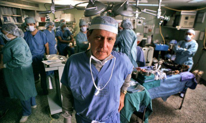 Liver Transplant Surgical Pioneer Dr. Thomas Starzl Dies