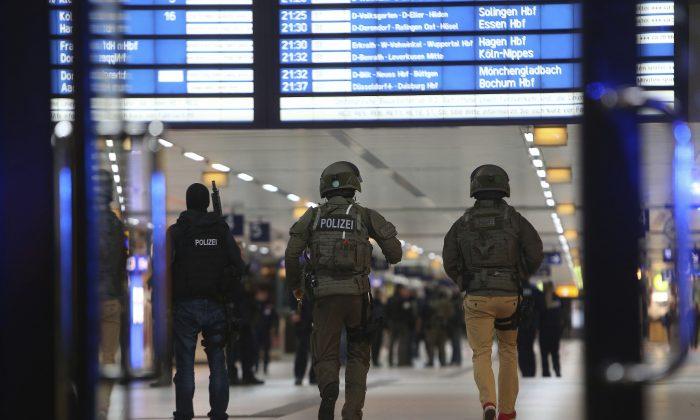 5 Injured in Axe Attack at German Station; 1 Arrest