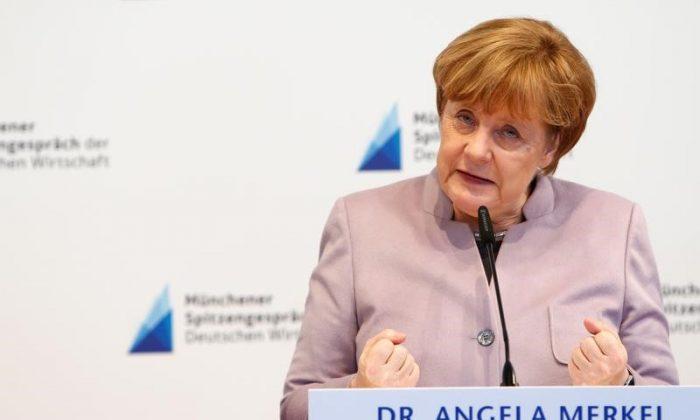 Ahead of Trump Meeting, Merkel Says Trade Vital for U.S. and Germany