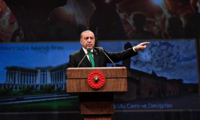 Turkey’s Erdogan Says Apology From Netherlands Not Enough, Attacks Merkel