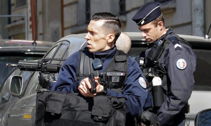 Letter Bomb at IMF’s Paris Office Injures Woman Employee