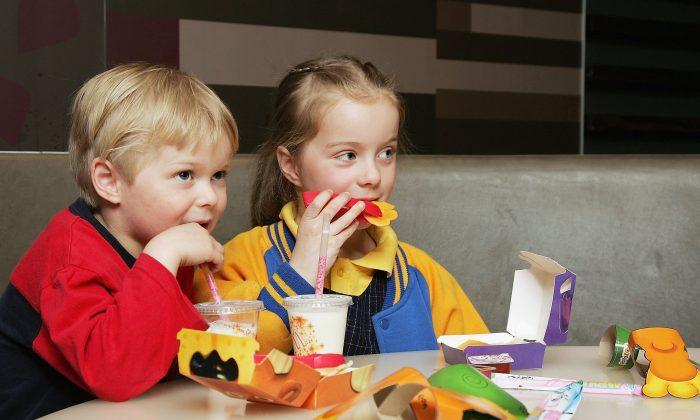 Despite Promises, Restaurant Kids Meals No Healthier