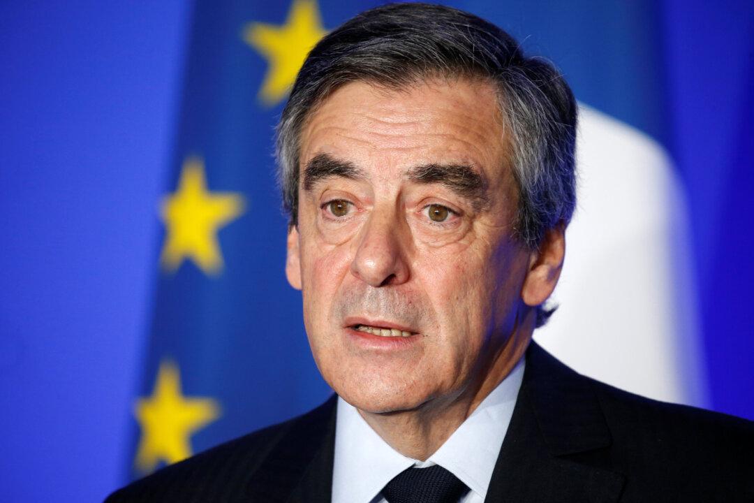 Russia Not Interfering in French Elections, Says Candidate Fillon