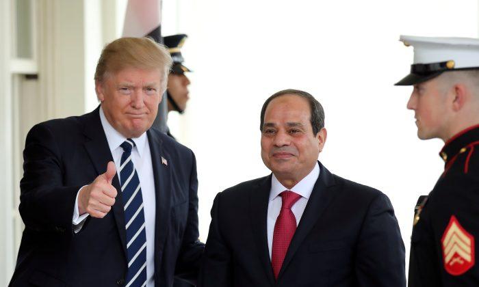 Trump Tells Sisi US, Egypt Will Fight Radical Islamic Terrorists Together
