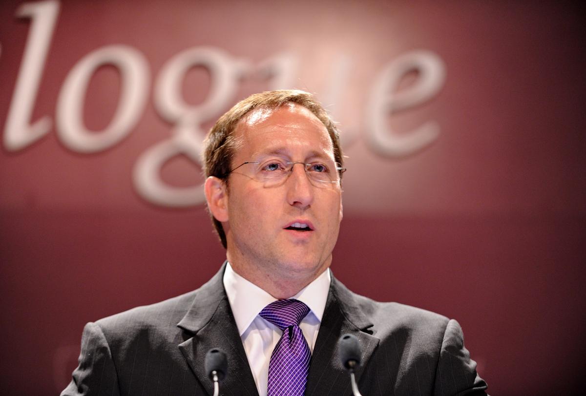 Security, Human Rights Critical in Canada-China Trade Talks, Says Peter MacKay