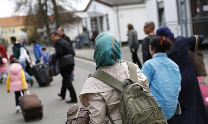 Around 270,000 Syrians Have Right to Bring Families to Germany: Report