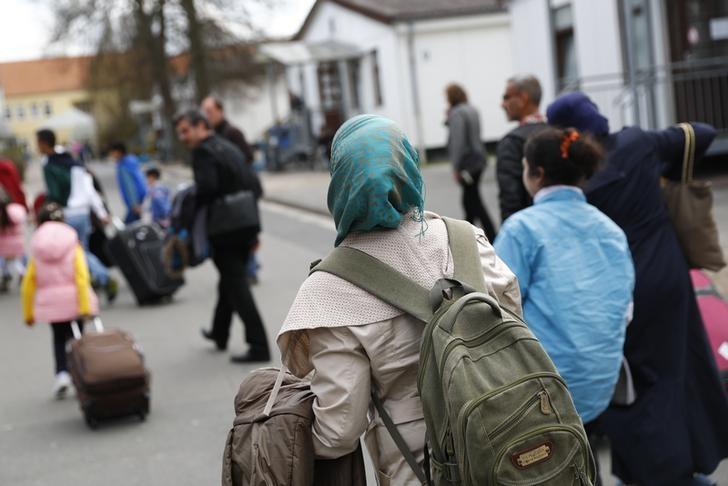 Around 270,000 Syrians Have Right to Bring Families to Germany: Report