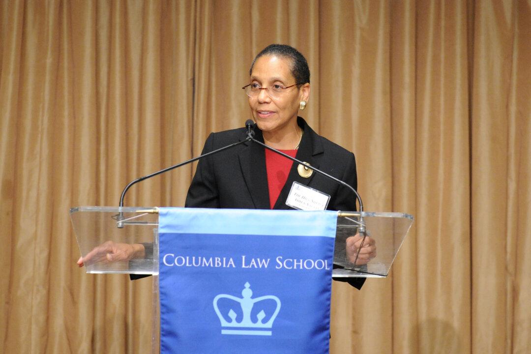 Police Probe Death of First NY Judge as Suicide