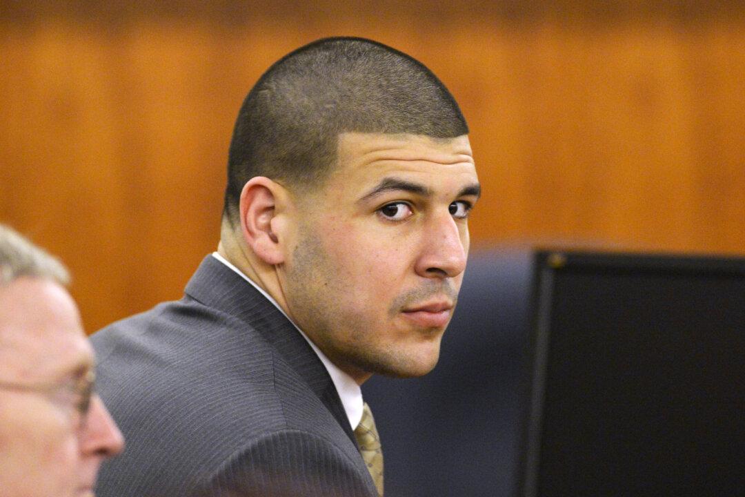 Ex-NFL Star Aaron Hernandez Cleared of 2012 Double Murder