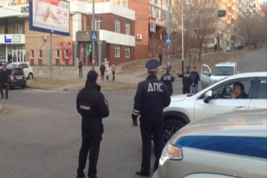 Gunman Attacks Regional Russian Security Service Office, Kills Two