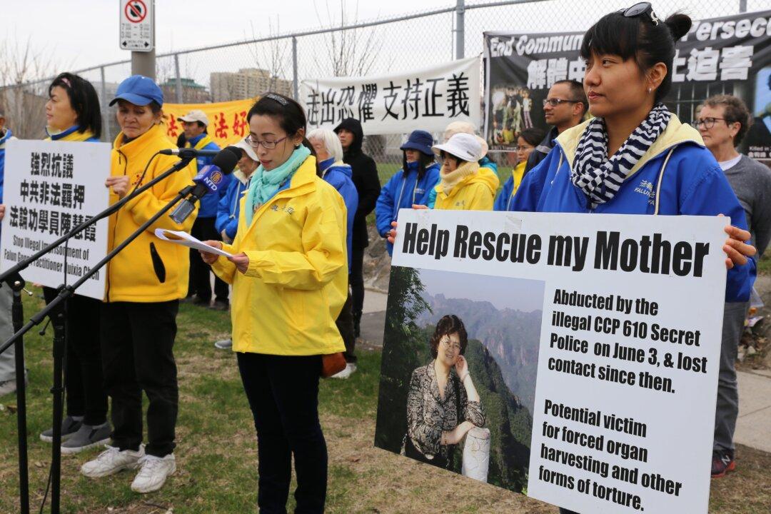 18th Anniversary of Falun Gong’s Historic Appeal in Beijing Commemorated in Ottawa