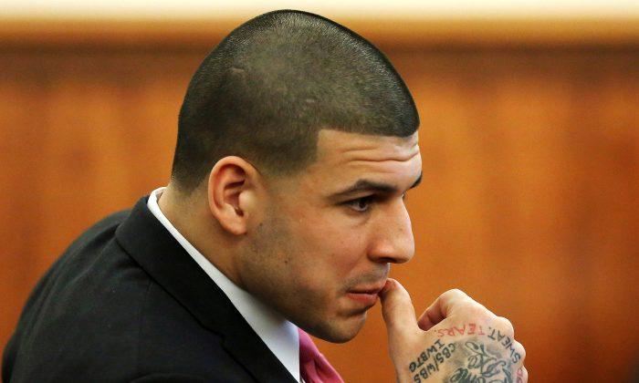 Judge Overturns Ex-NFL Star Hernandez’s Murder Conviction