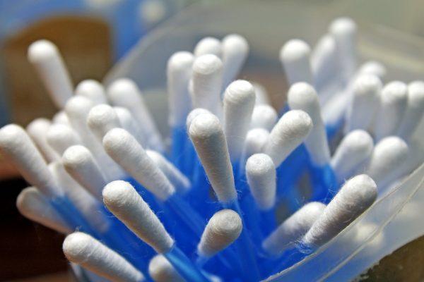 Plastic-stemmed cotton swabs are seen in a container in this file photo. (Gadini/Pixabay.com)