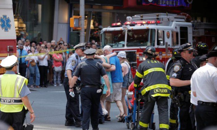 Car Slams Into Times Square Pedestrians, Killing 1, Injuring 22