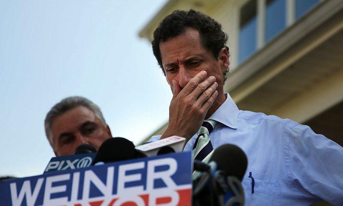 Anthony Weiner Pleads Guilty in ‘Sexting’, Huma Abedin Files for Divorce