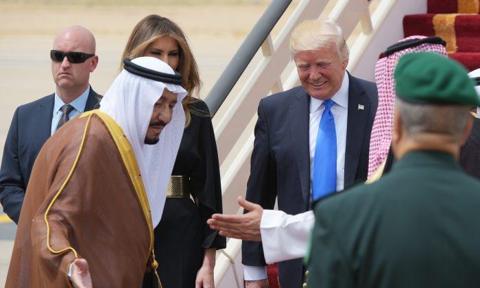 Trump Wins Warm Welcome in Saudi Arabia