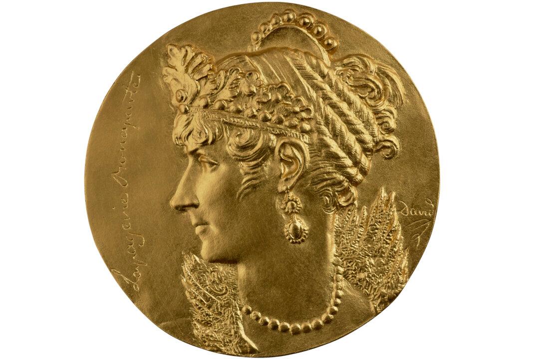 The Portrait Medal, a Gift of Immortality