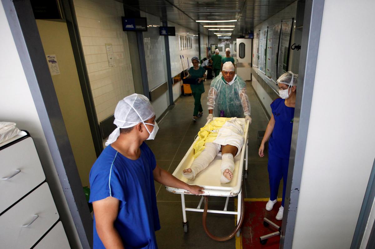 Brazilian Doctors Use Fish Skin to Treat Burn Victims